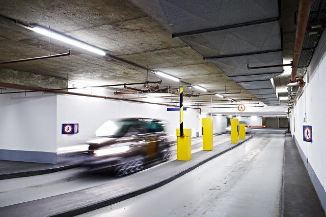 Projekt: Parkhaus AndernachLichtplanung und Elektroinstallation