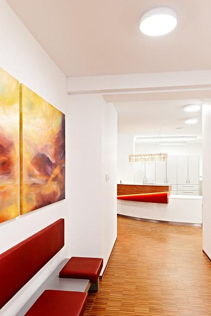 Projekt: Praxis BalckeLichtplanung und Elektroinstallation