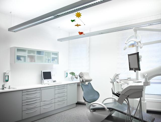 Projekt: Praxis XXXLichtplanung und Elektroinstallation